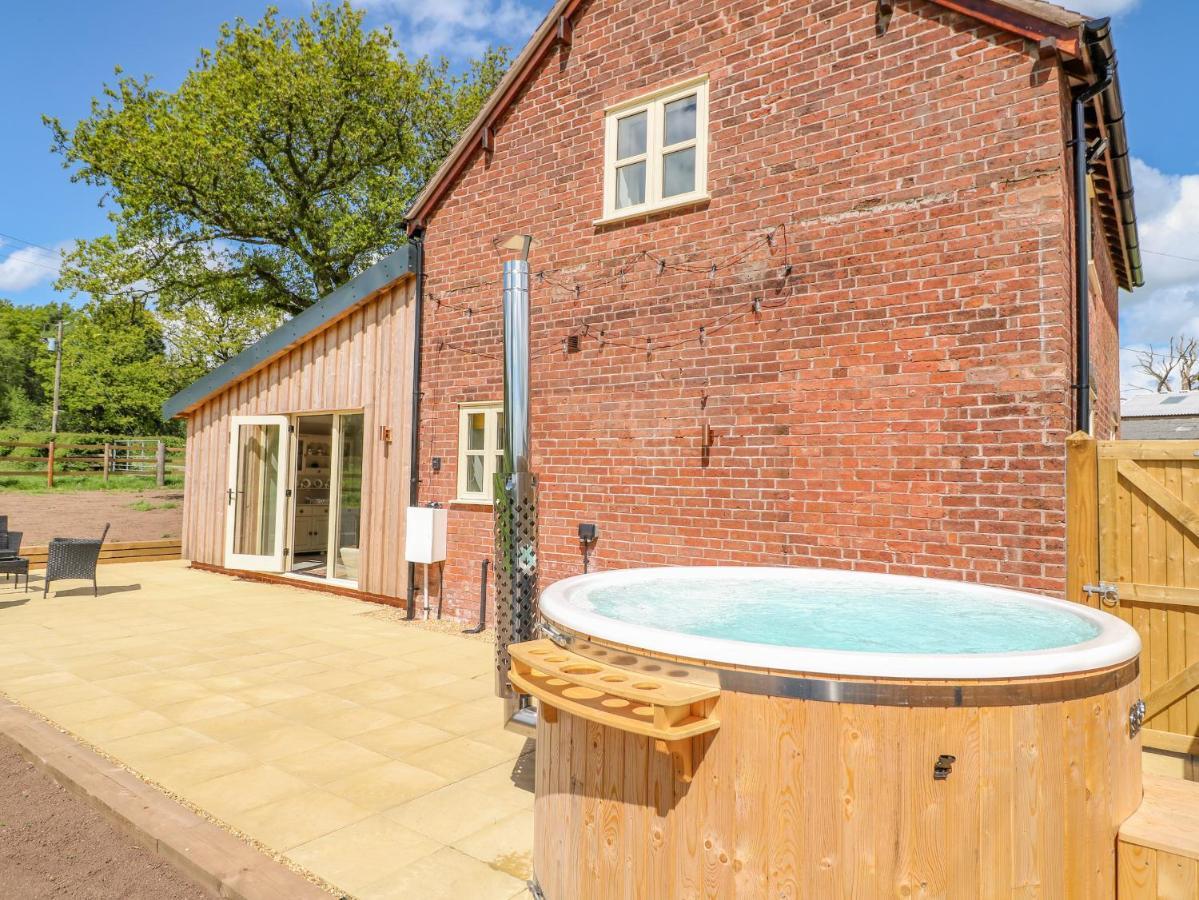 Acorn Lodge Stafford Exteriör bild
